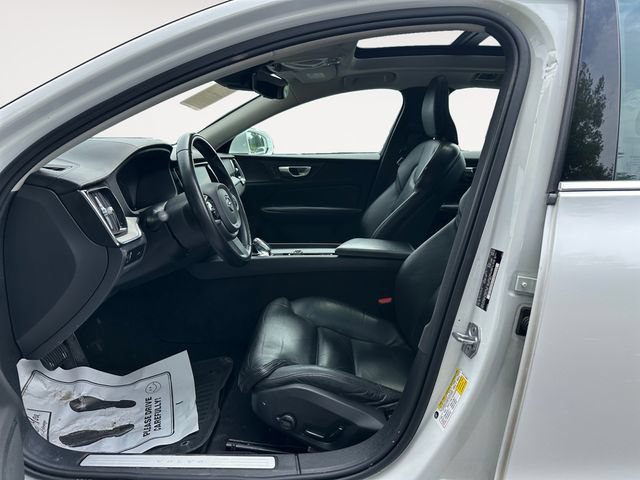Used 2022 Volvo S60 B5 Inscription w/ Advanced Package FWD image 9