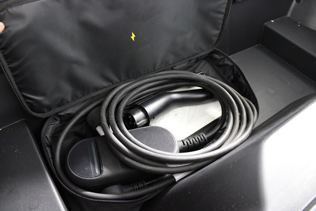 Used 2024 Rivian R1S Adventure Quad AWD/4WD image 41