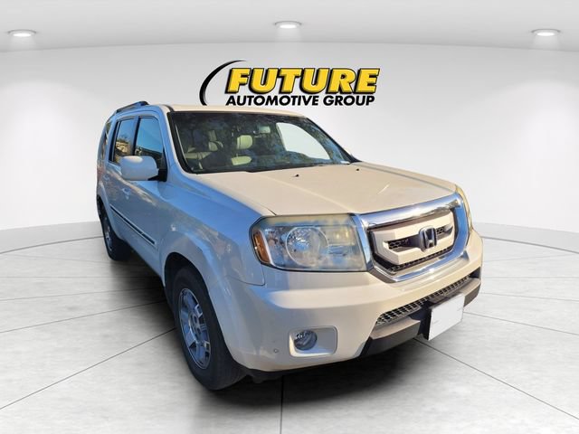 Used 2011 Honda Pilot Touring image 1