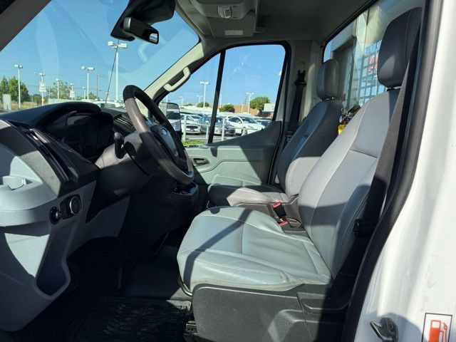 Used 2019 Ford Transit 250 138 RWD image 17