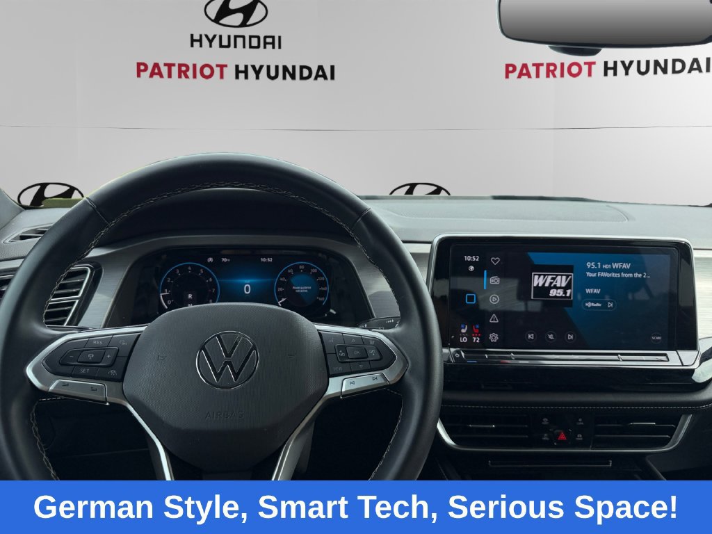Used 2024 Volkswagen Atlas Cross Sport SE FWD image 10