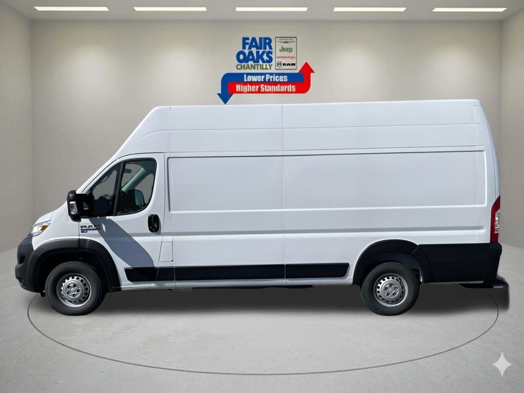 New 2024 RAM ProMaster 3500 w/ Delivery Van Package FWD image 9