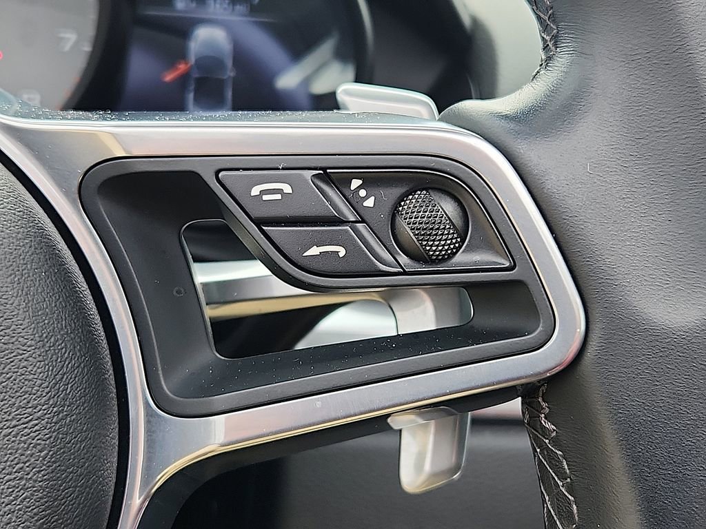 Certified 2019 Porsche 718 Boxster S image 18