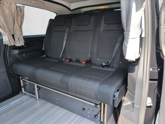 Used 2020 Mercedes-Benz Metris Passenger image 18