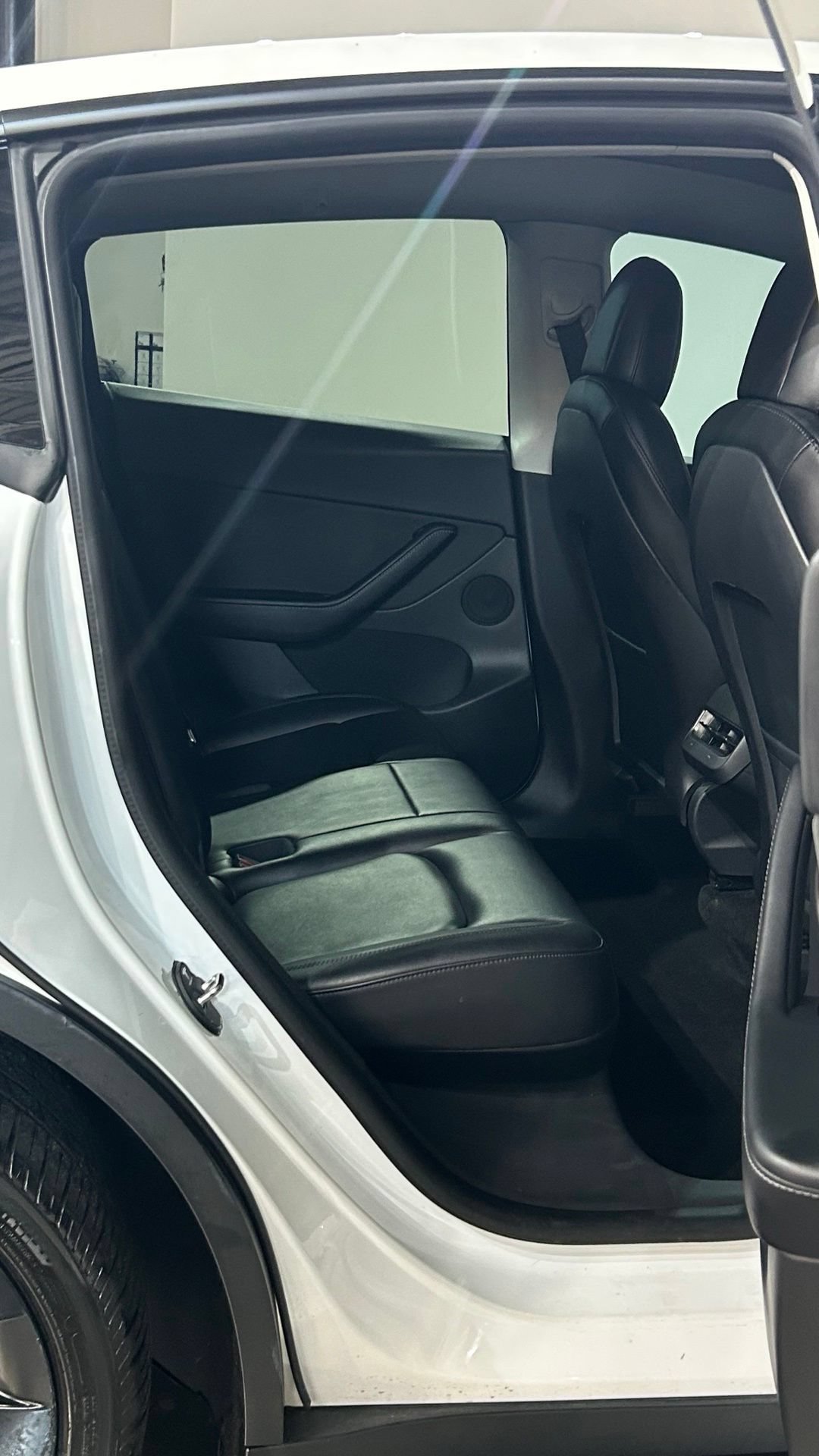 Used 2022 Tesla Model Y Long Range AWD/4WD image 57