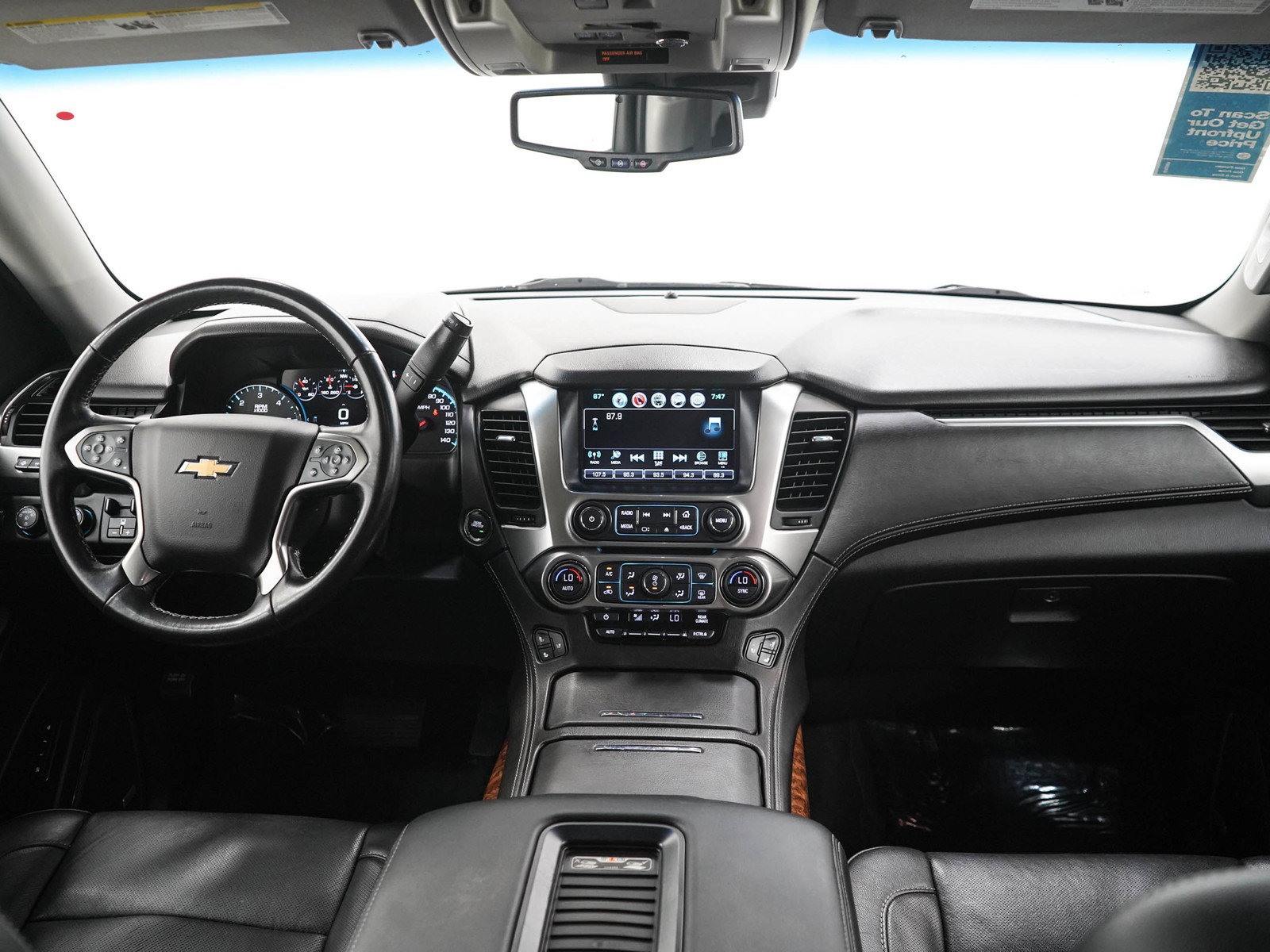 Used 2019 Chevrolet Suburban Premier AWD/4WD image 13