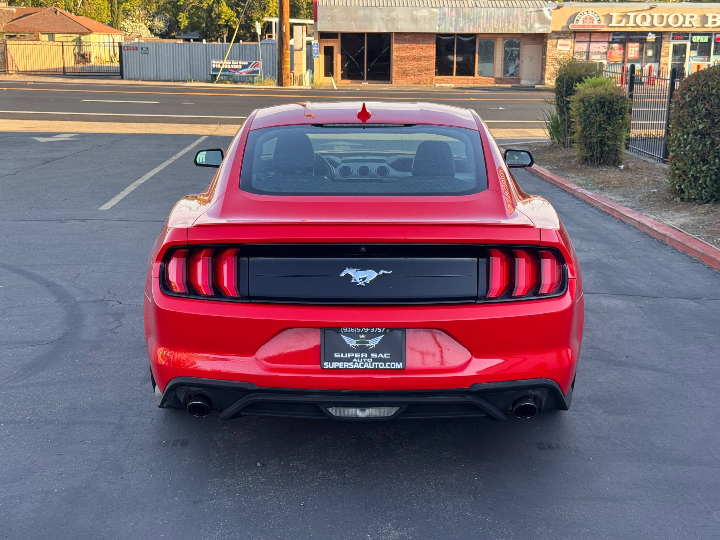 Used 2023 Ford Mustang Premium RWD image 5