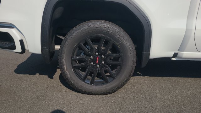 New 2026 GMC Sierra 1500 Elevation w/ X31 Off-Road Package AWD/4WD image 9