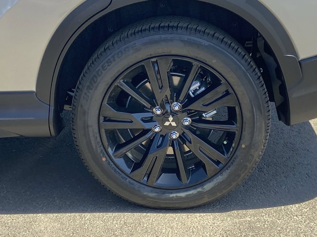 New 2026 Mitsubishi Eclipse Cross LE AWD/4WD image 28