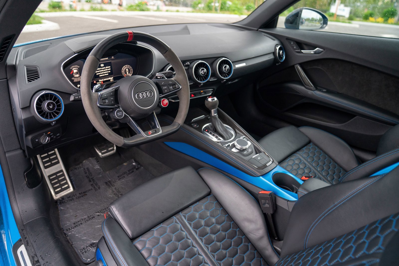 Used 2019 Audi TT RS image 4