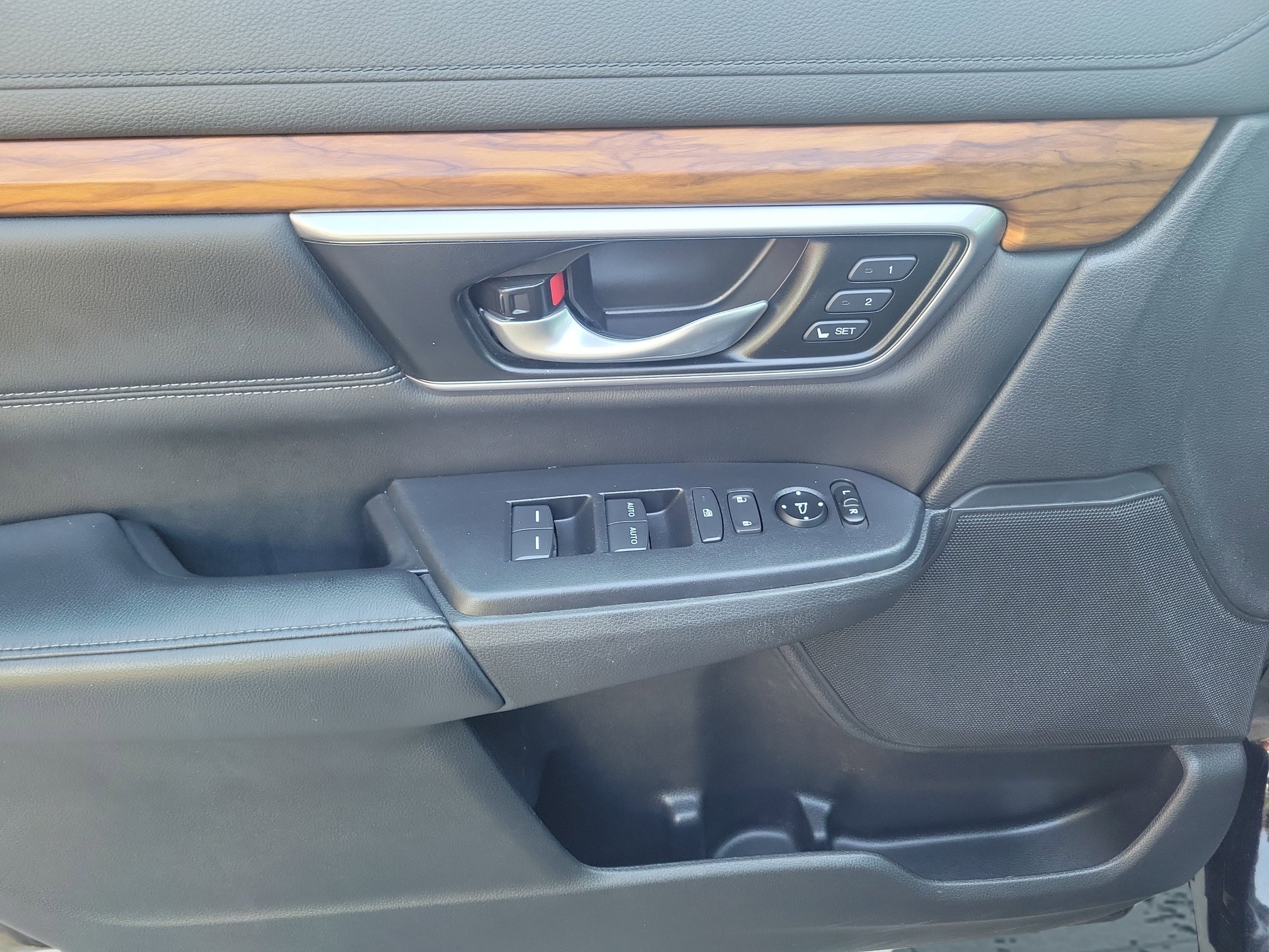 Certified 2021 Honda CR-V Touring image 25