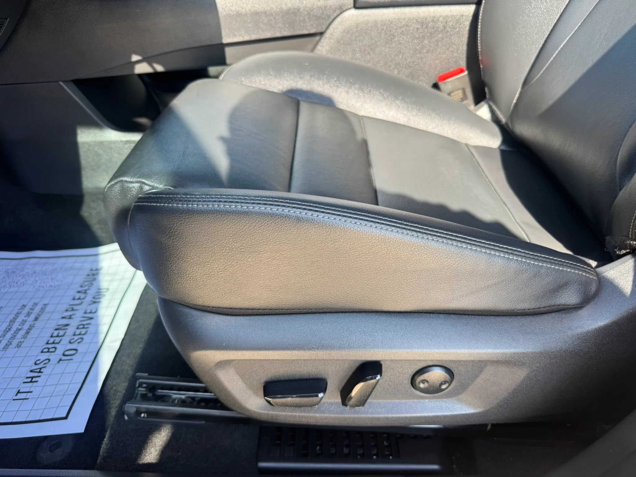 Used 2024 Nissan Rogue SL w/ SL Premium Package AWD/4WD image 24