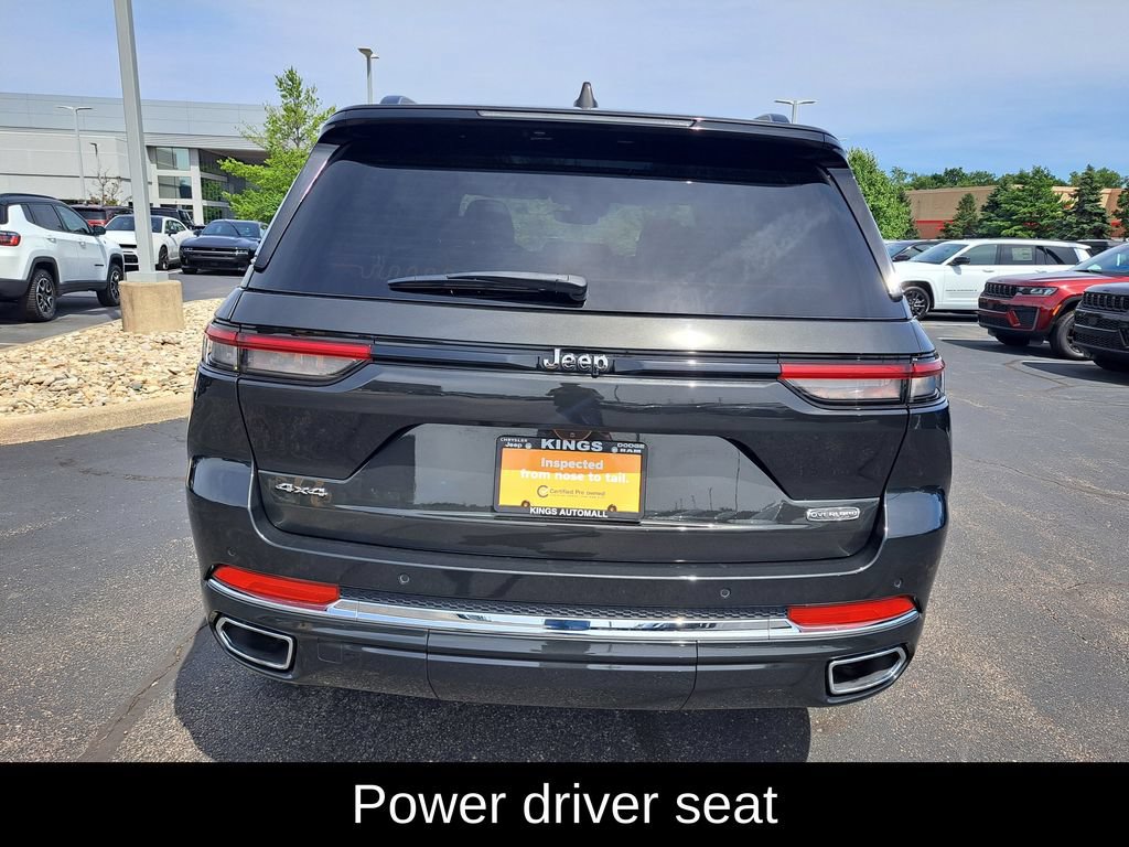 Used 2023 Jeep Grand Cherokee Overland AWD/4WD image 4
