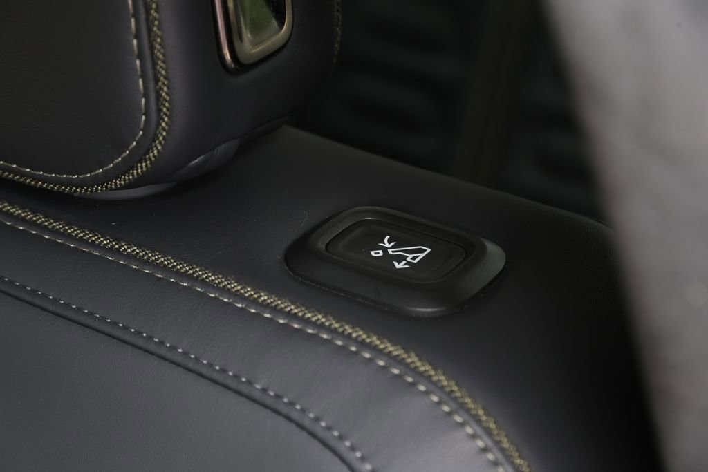Used 2022 Rivian R1S Launch Edition AWD/4WD image 7