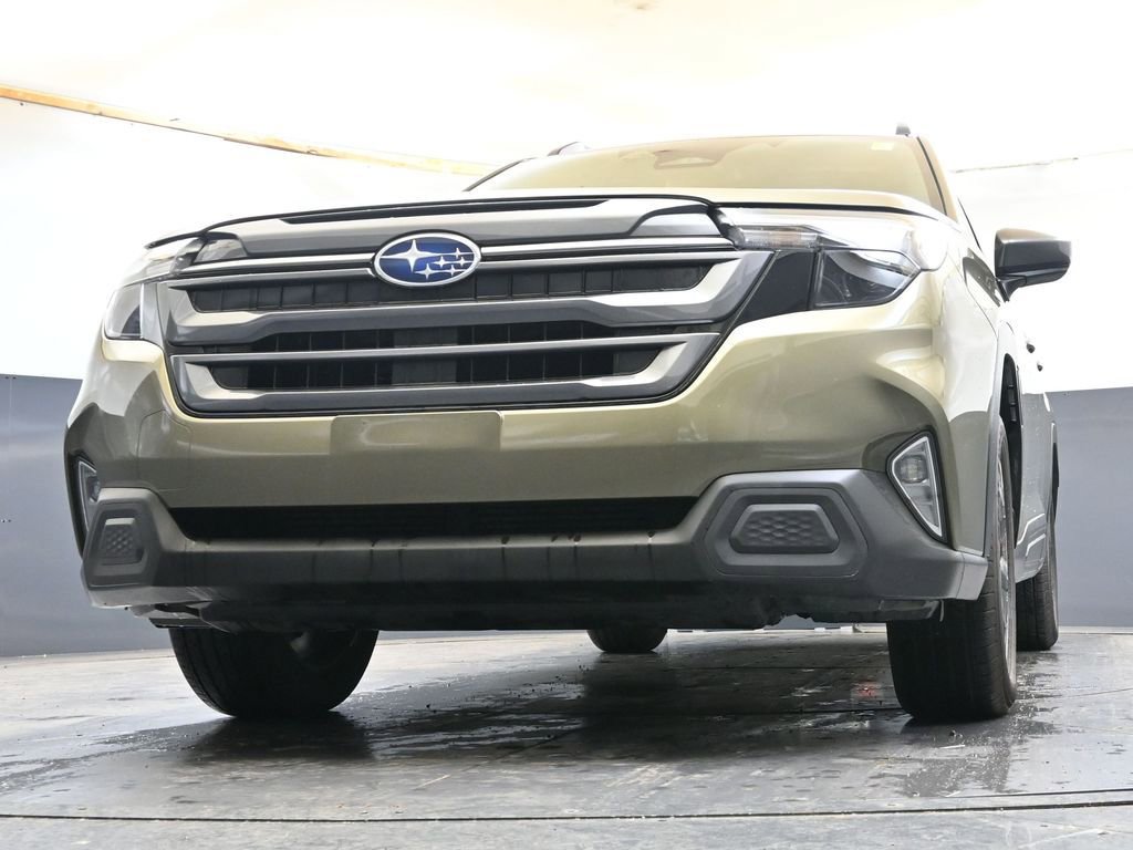 Used 2025 Subaru Forester Premium AWD/4WD image 30