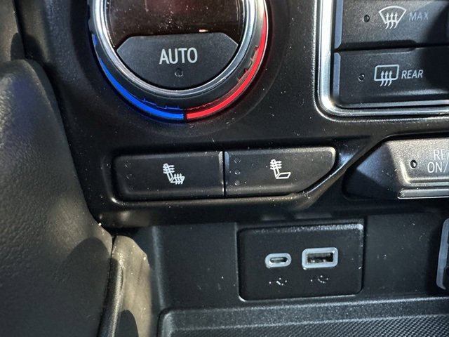 Used 2021 Chevrolet Suburban LT image 33