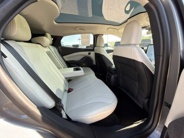 Used 2021 Ford Mustang Mach-E Premium RWD image 10