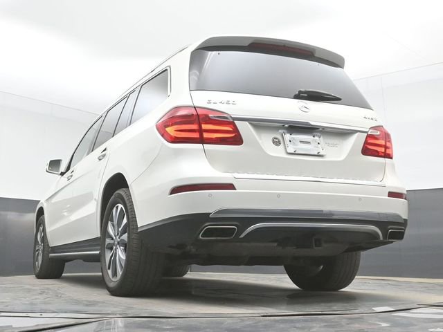 Used 2015 Mercedes-Benz GL 450 4MATIC image 31