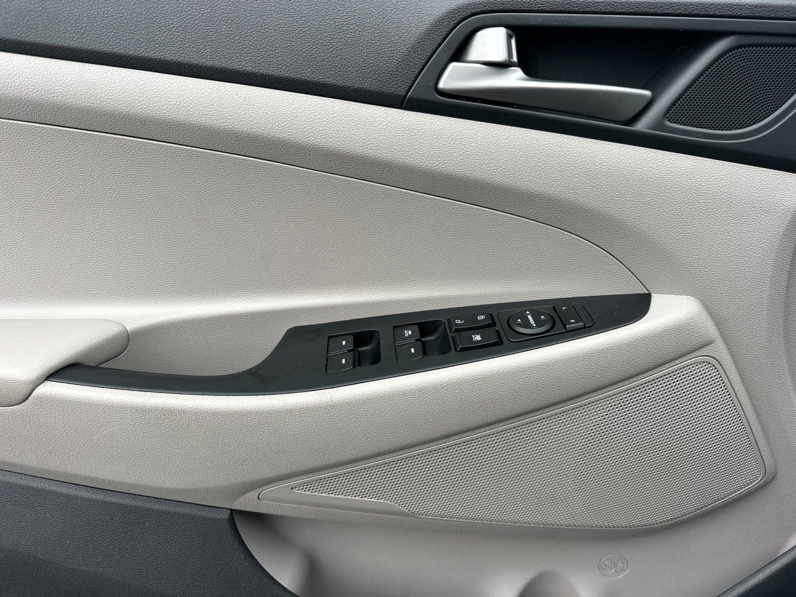 Used 2018 Hyundai Tucson SEL image 11