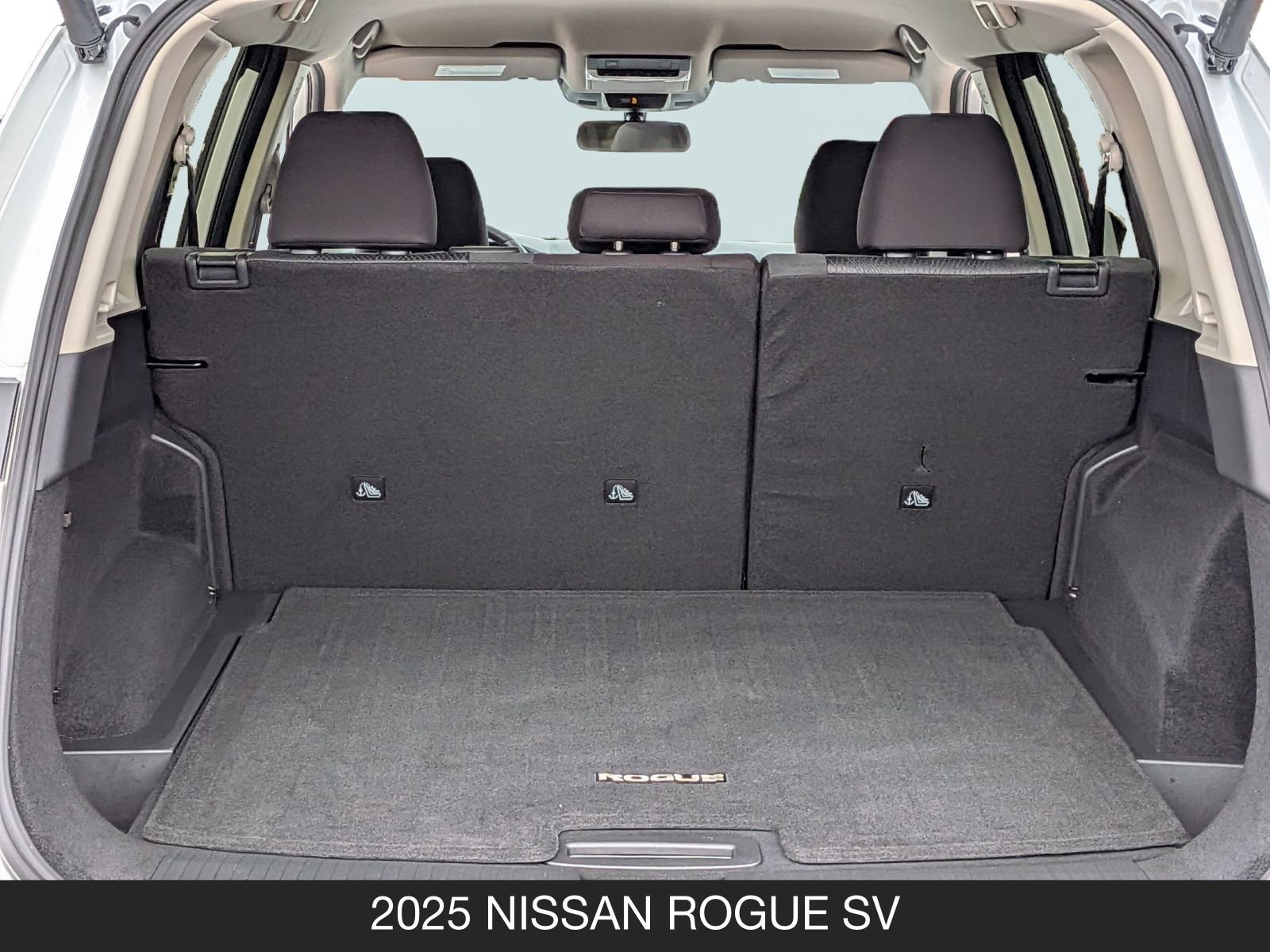 Certified 2025 Nissan Rogue SV image 21