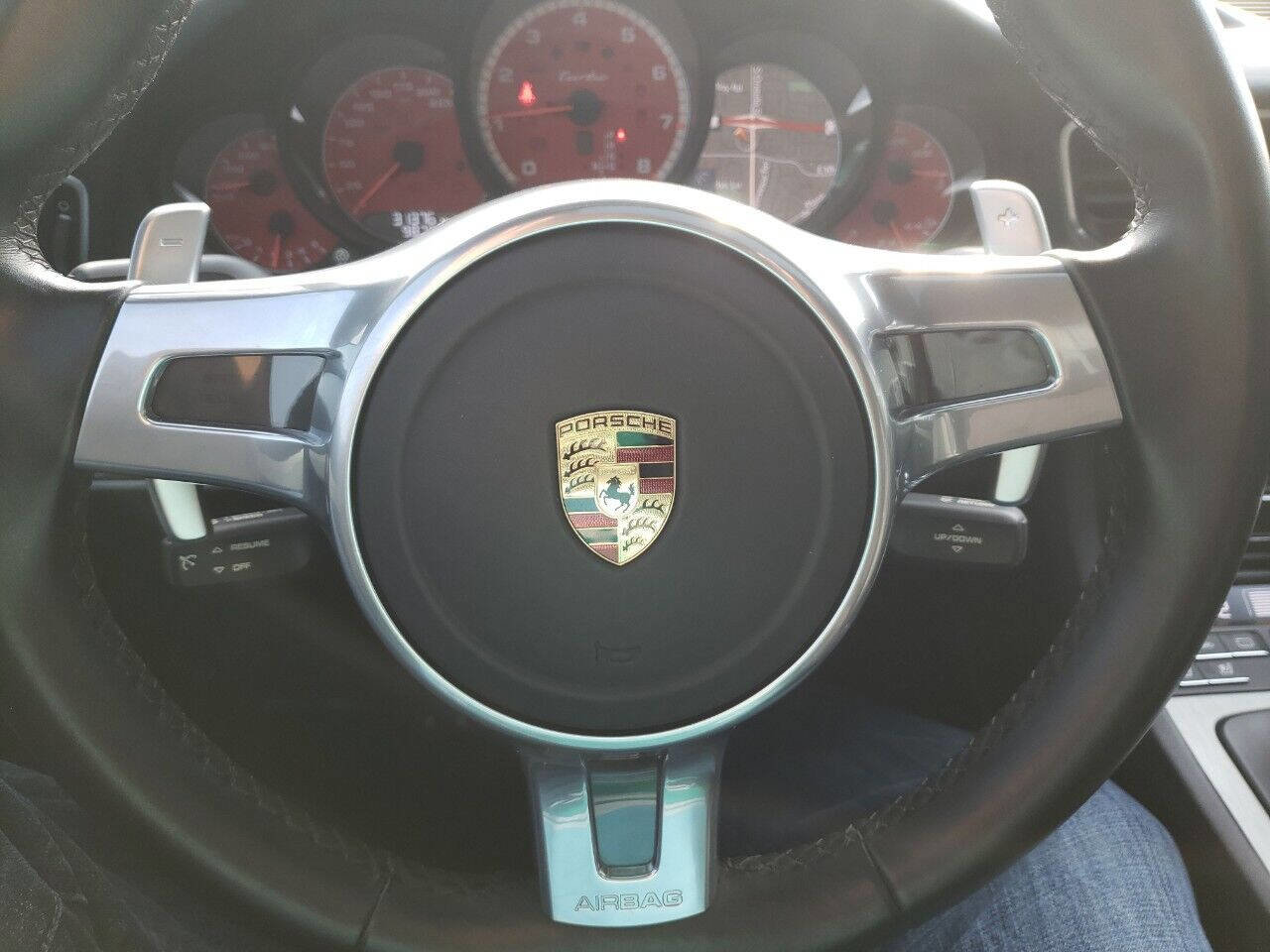 Used 2016 Porsche 911 Turbo image 12