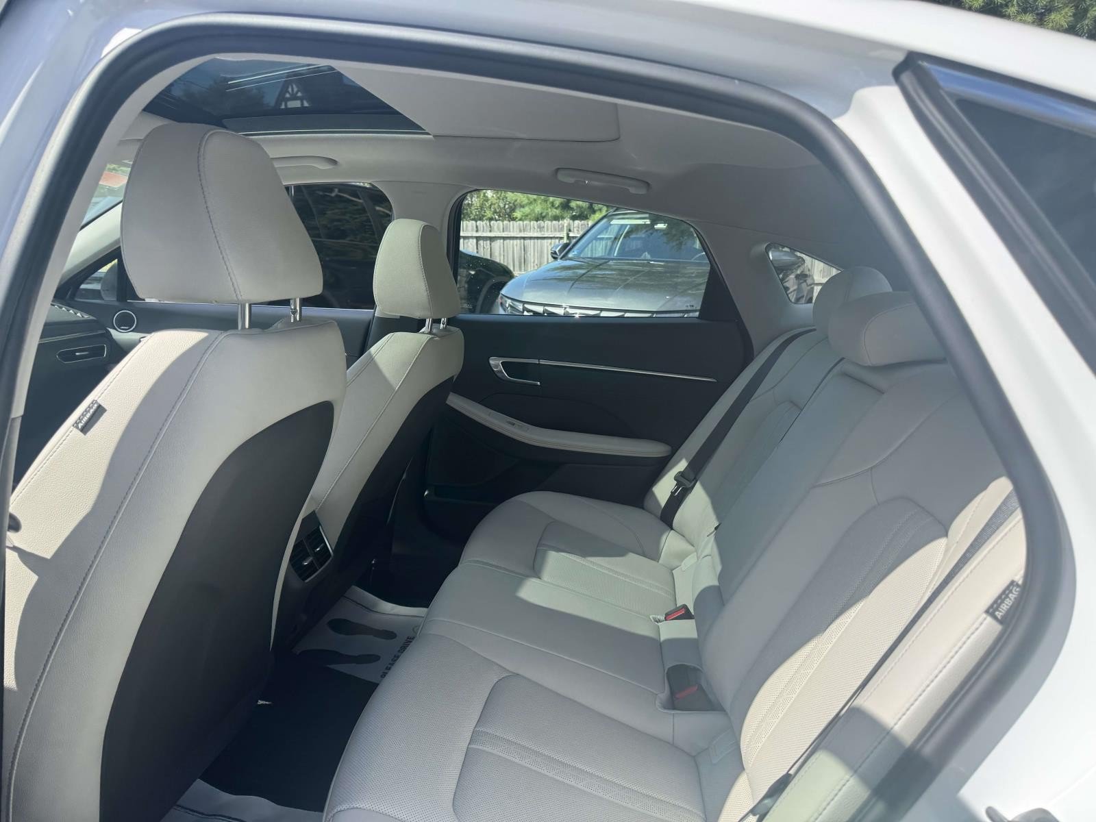 Used 2023 Hyundai Sonata Limited FWD image 11