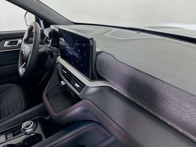New 2026 Ford Explorer ST-Line w/ ST-Line Street Pack image 32
