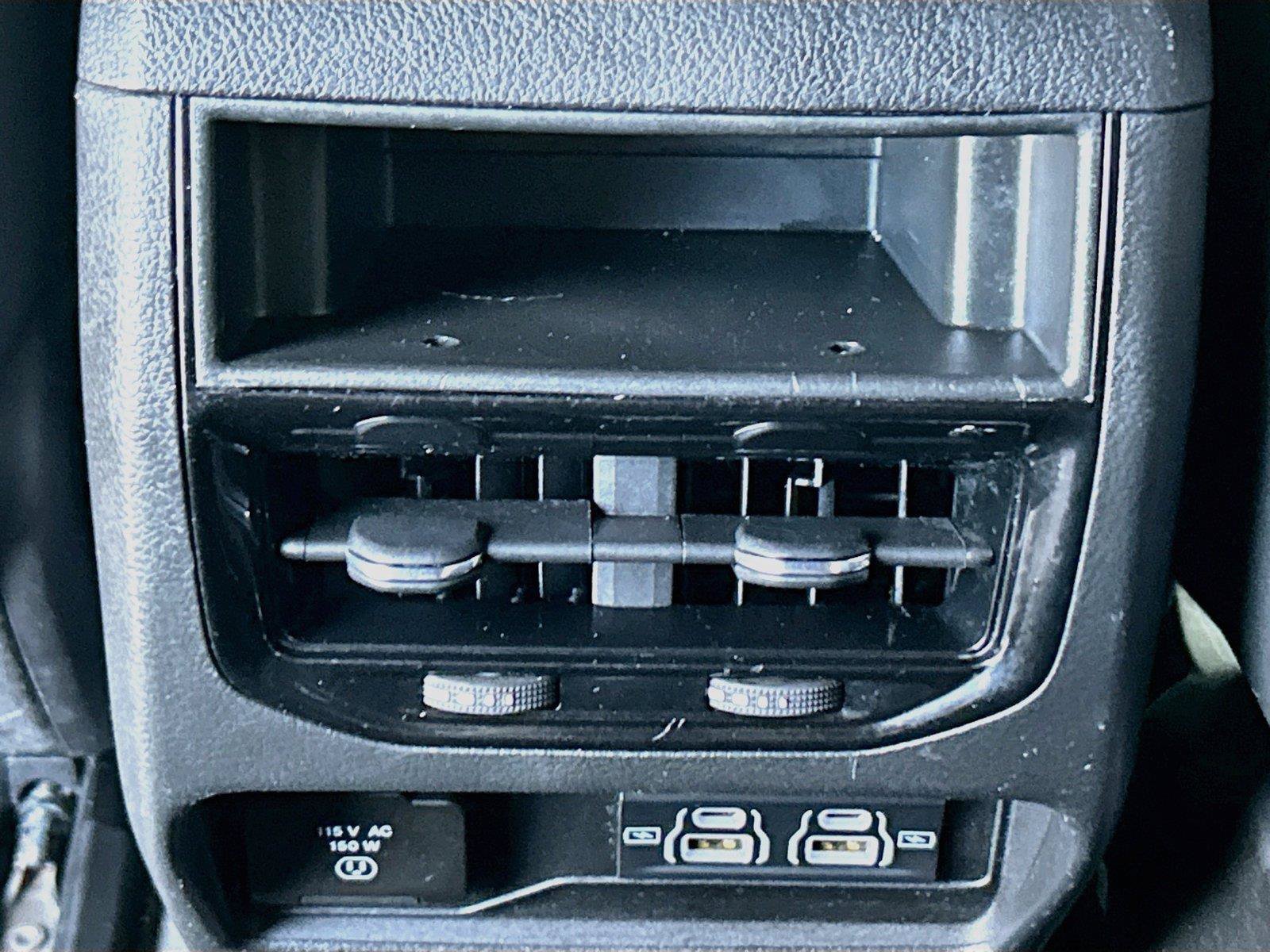 Used 2023 Jeep Grand Cherokee Altitude AWD/4WD image 23