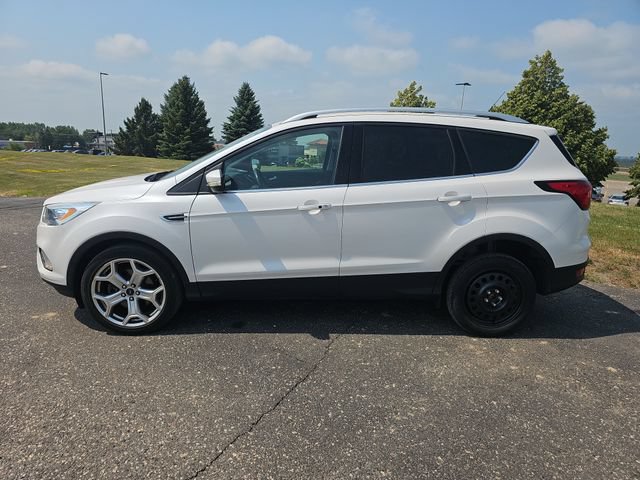 Used 2019 Ford Escape Titanium AWD/4WD image 2