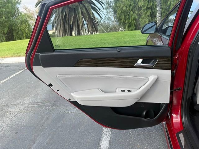 Used 2016 Hyundai Sonata Limited image 11