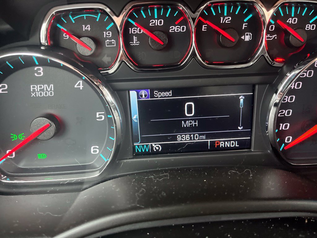 Used 2019 Chevrolet Tahoe LS w/ Enhanced Driver Alert Package RWD image 11