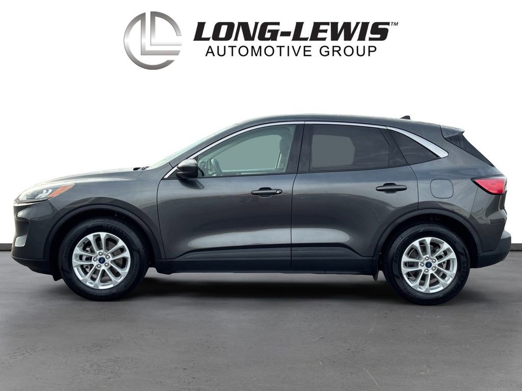 Used 2020 Ford Escape SE image 2