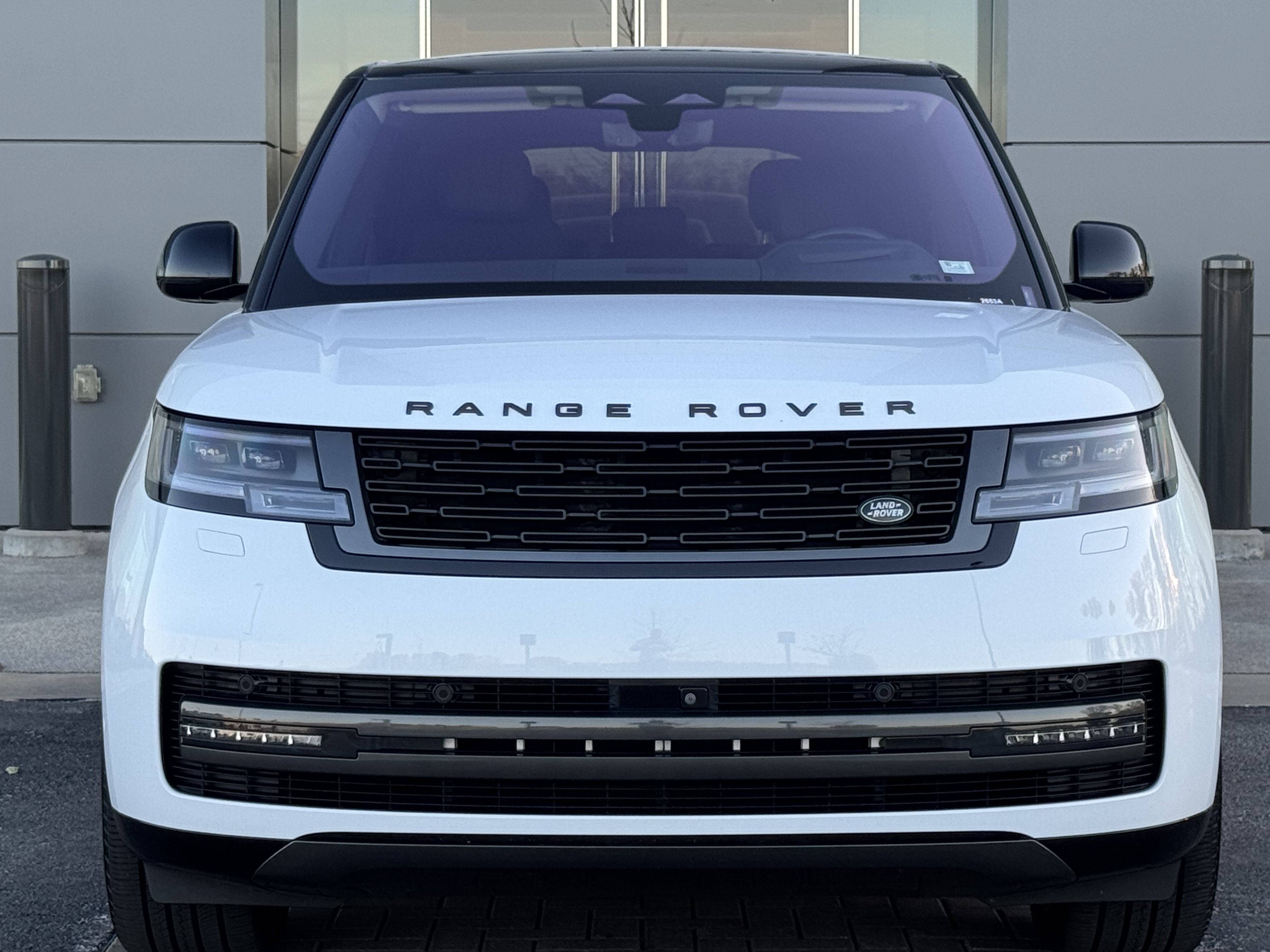 Used 2022 Land Rover Range Rover SE AWD/4WD image 8