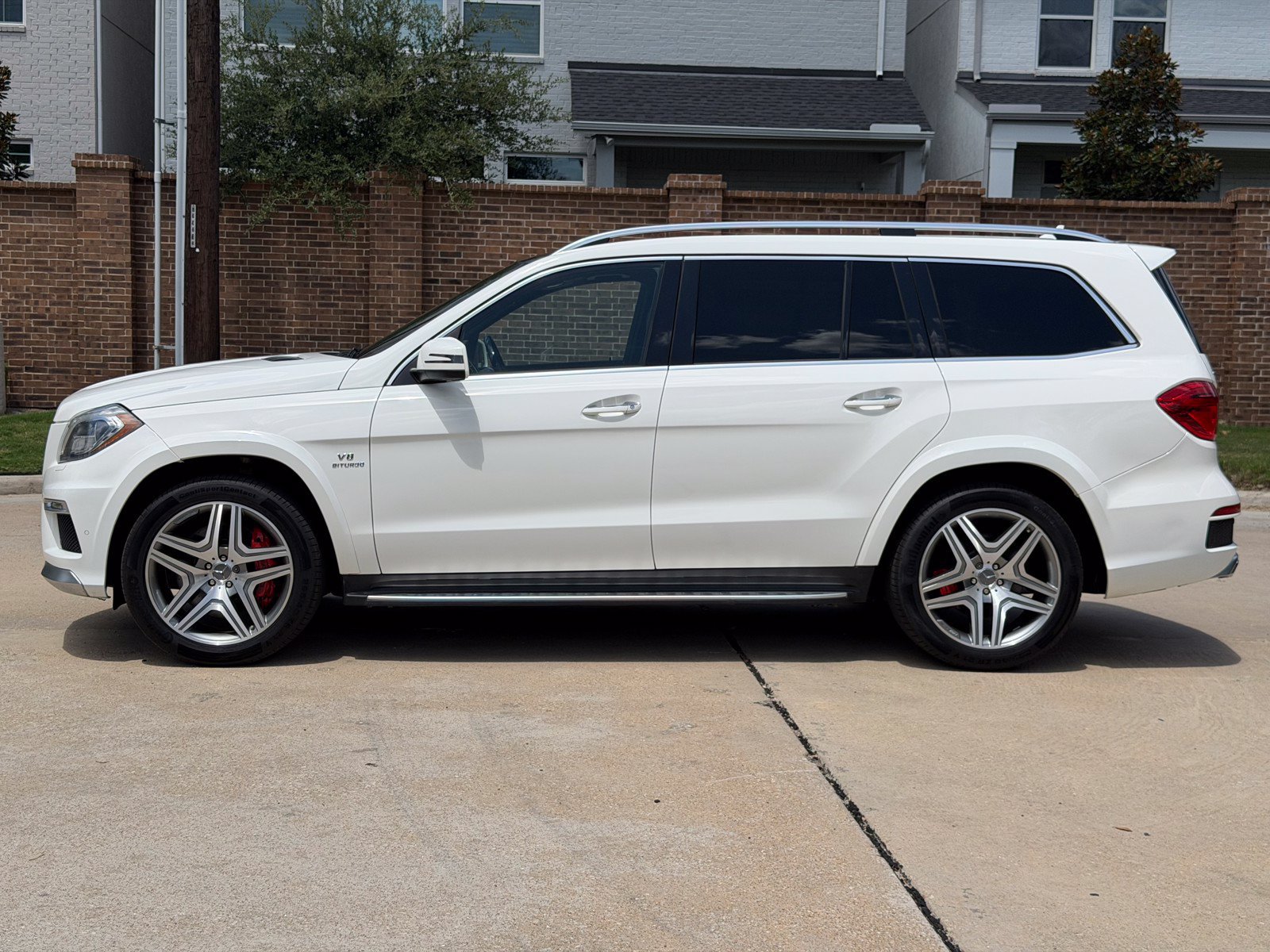 Used 2016 Mercedes-Benz GL 63 AMG 4MATIC image 12