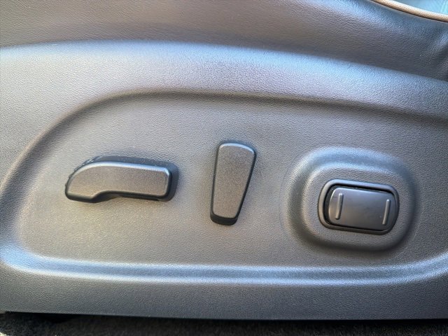 Used 2019 INFINITI QX60 Luxe w/ Essential Package image 11