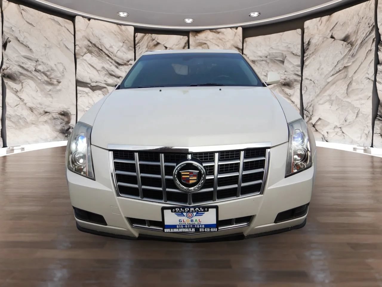 Used 2013 Cadillac CTS Luxury AWD/4WD image 2