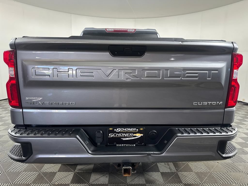 Used 2021 Chevrolet Silverado 1500 Custom AWD/4WD image 4