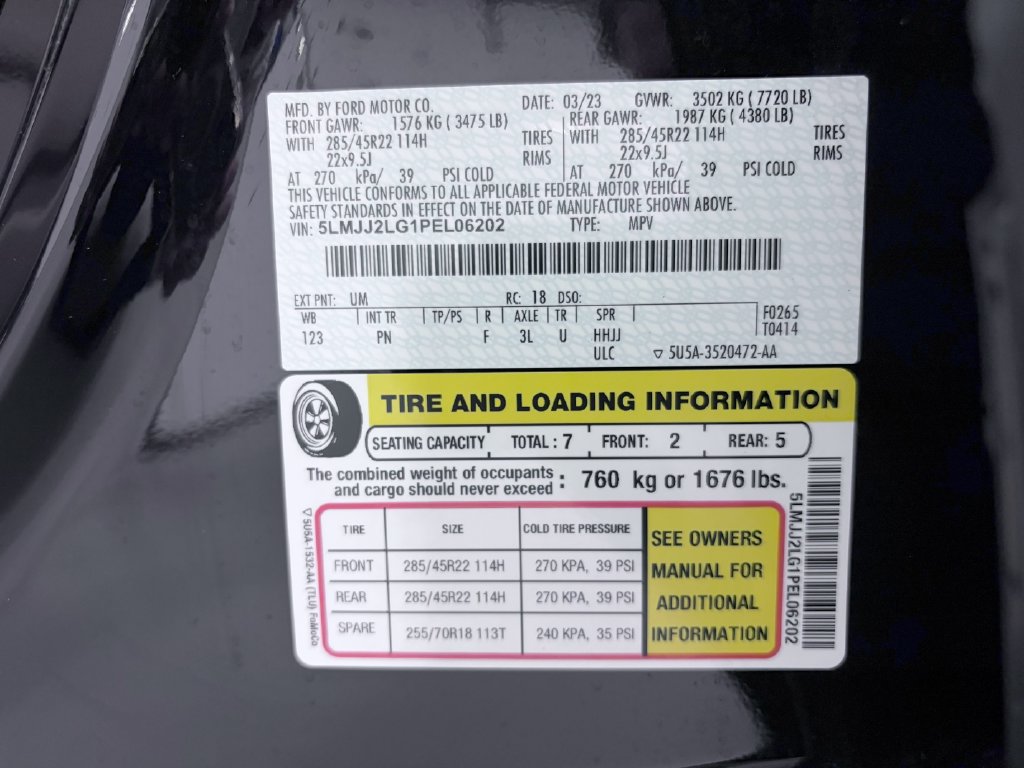 Used 2023 Lincoln Navigator Reserve AWD/4WD image 24