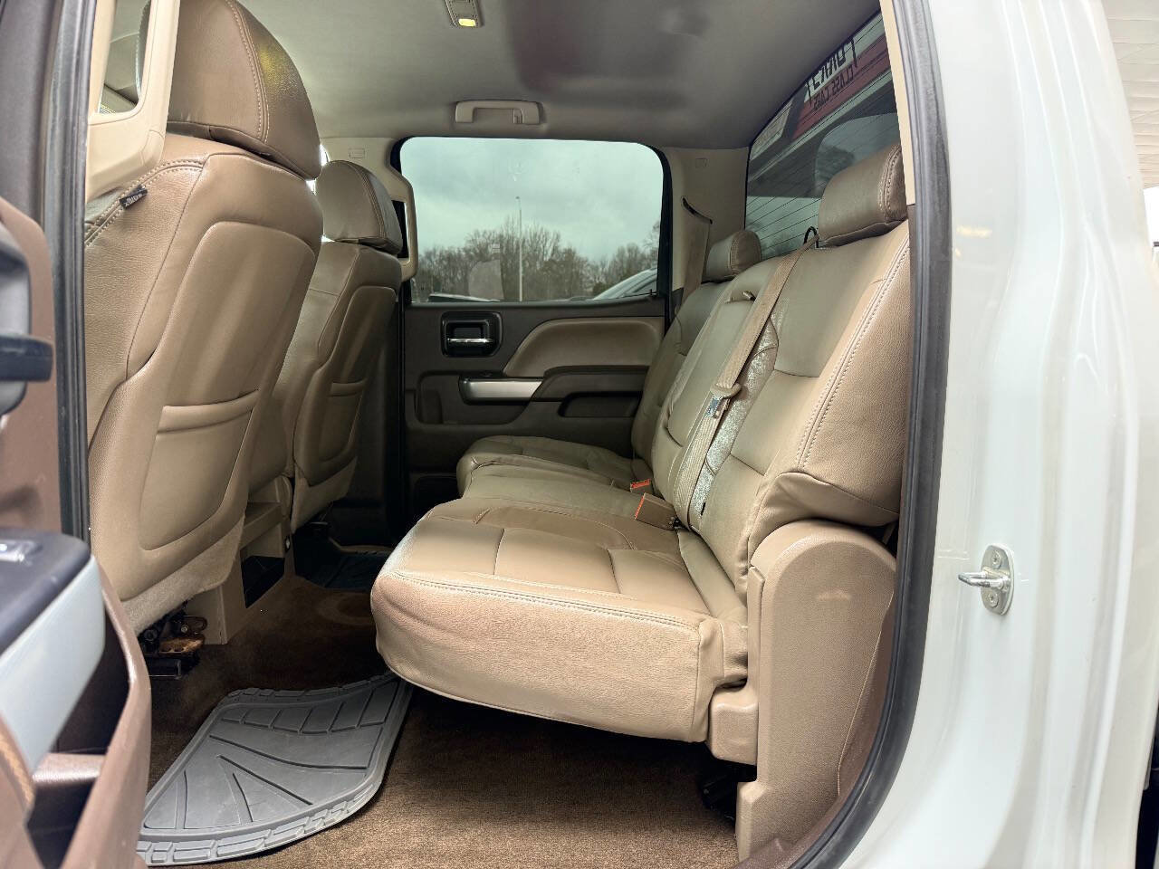 Used 2015 Chevrolet Silverado 2500 LT w/ LT Convenience Package image 33