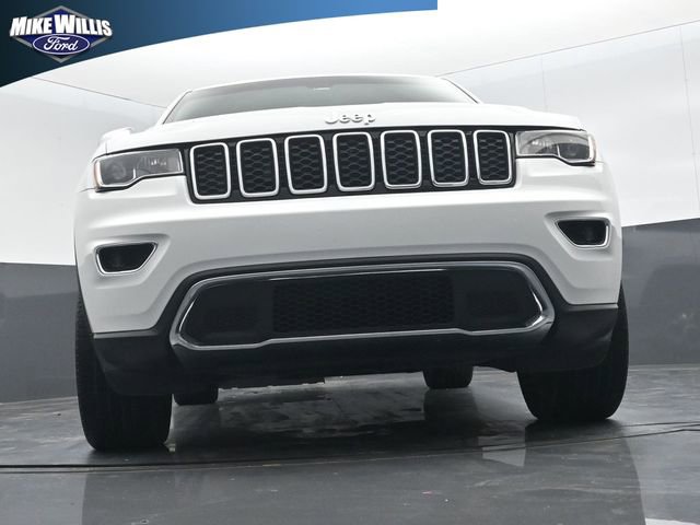 Used 2019 Jeep Grand Cherokee Limited w/ Trailer Tow Group IV image 18