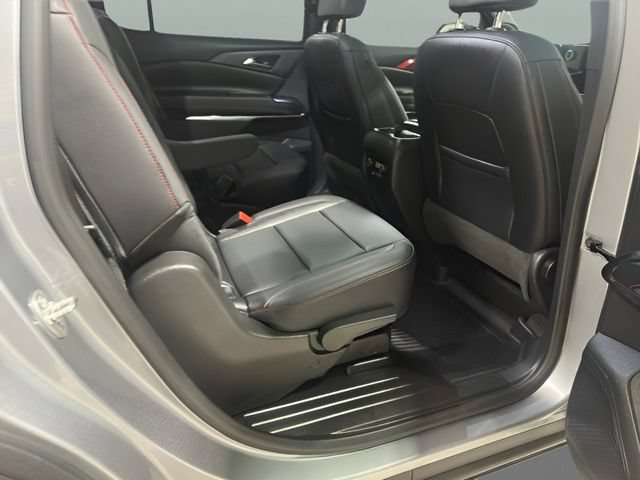 Used 2026 Chevrolet Traverse Z71 w/ LPO, Floor Liner Package AWD/4WD image 34