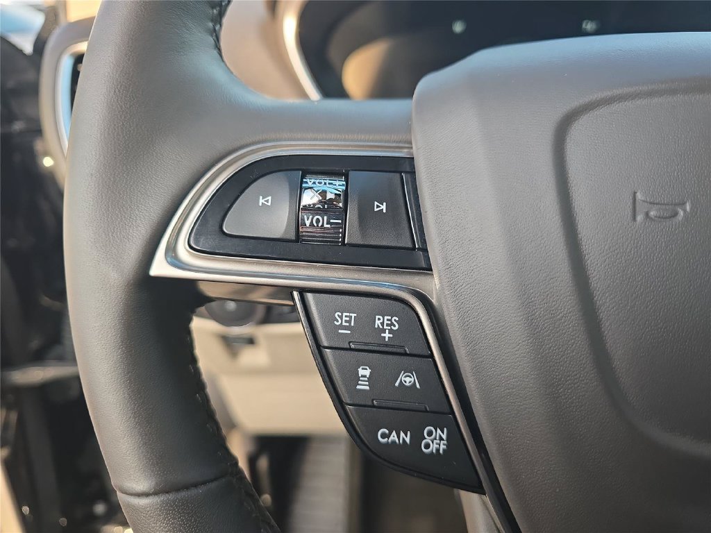 Used 2019 Lincoln Nautilus Reserve FWD image 25