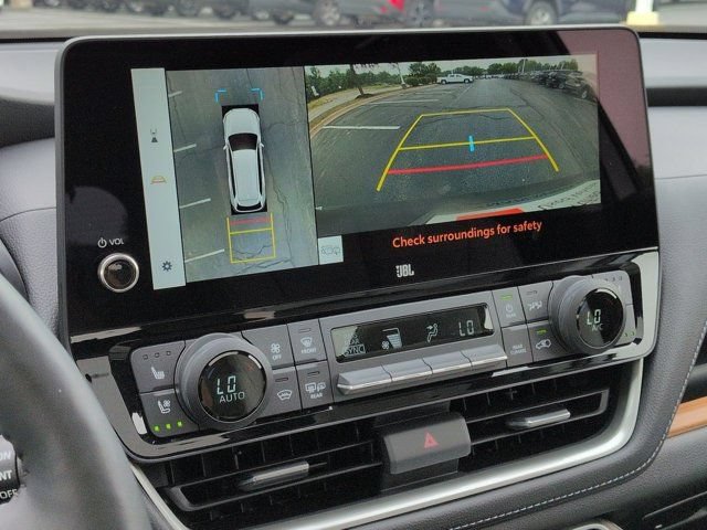 Certified 2025 Toyota Grand Highlander AWD image 14