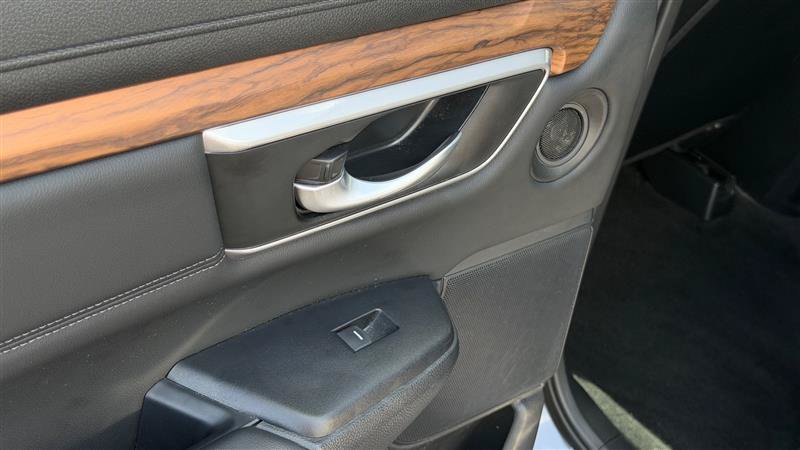 Used 2020 Honda CR-V EX-L image 41