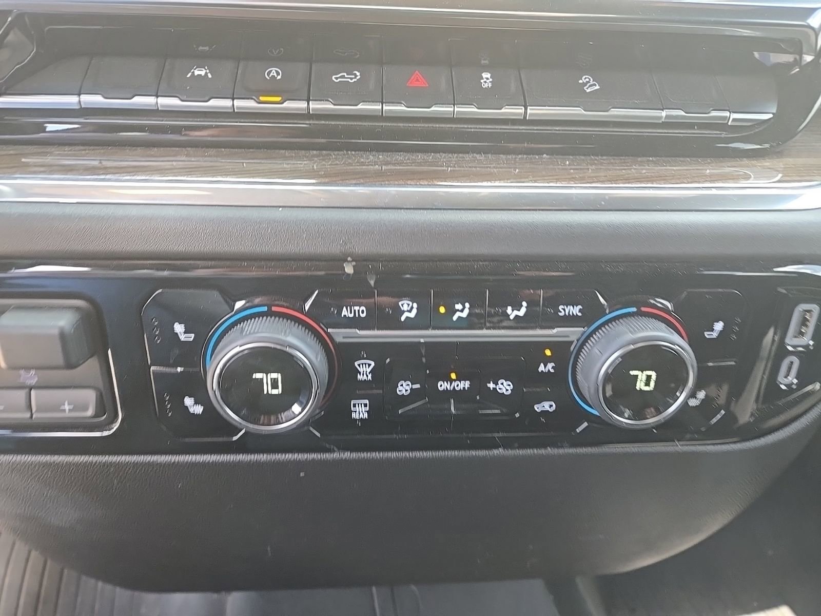 Used 2024 Chevrolet Silverado 1500 RST w/ Z71 Off-Road Package image 14