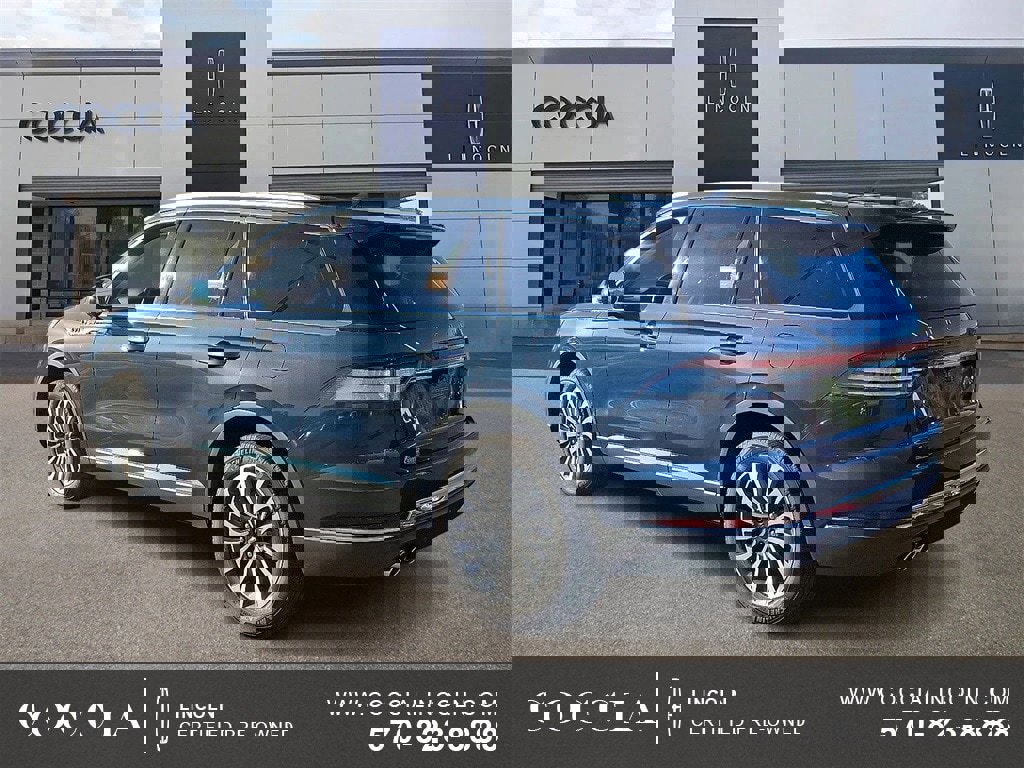 Used 2023 Lincoln Aviator Reserve w/ Elements Package Plus image 6