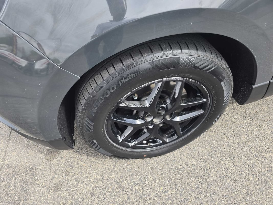 Used 2021 Ford Edge SEL AWD/4WD image 24