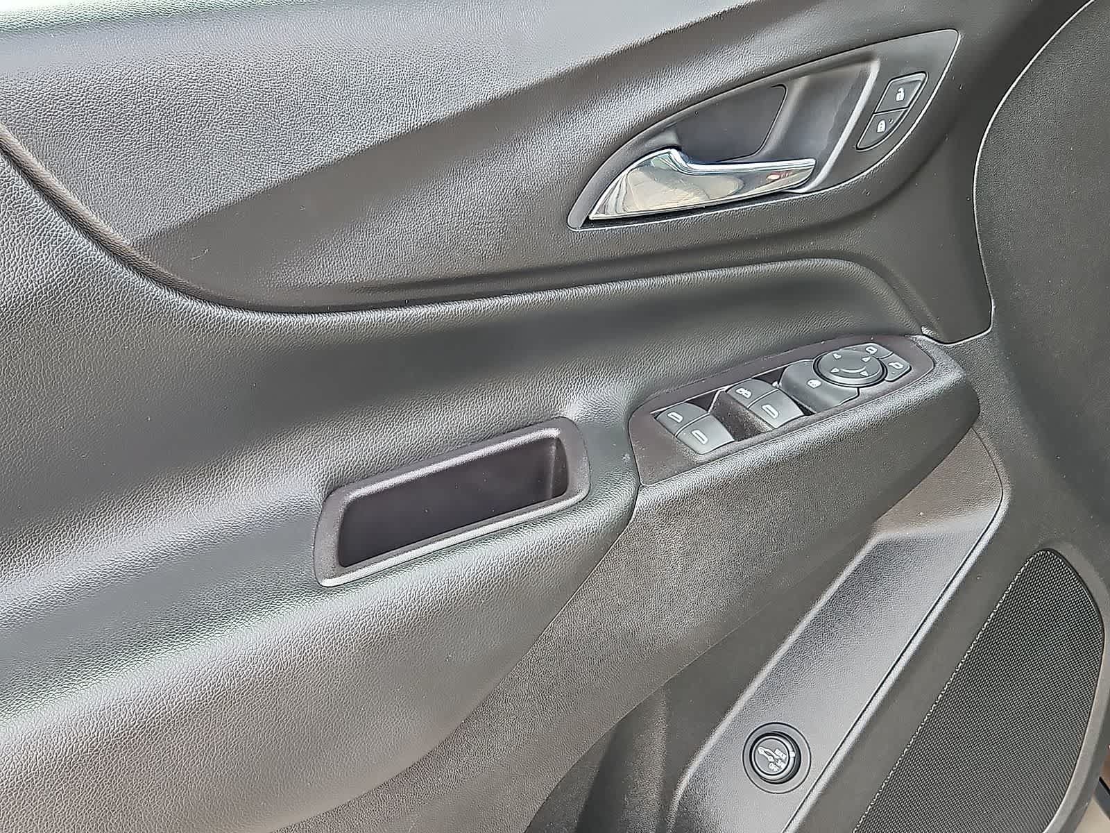 Used 2020 Chevrolet Equinox LT AWD/4WD image 28