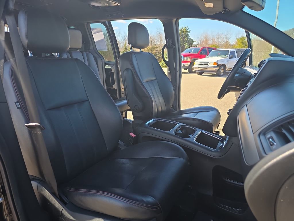 Used 2019 Dodge Grand Caravan GT image 10