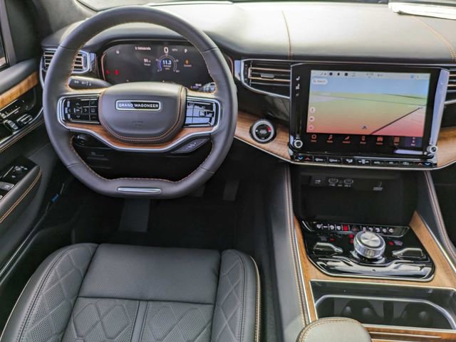 Used 2024 Jeep Grand Wagoneer Series III AWD/4WD image 30